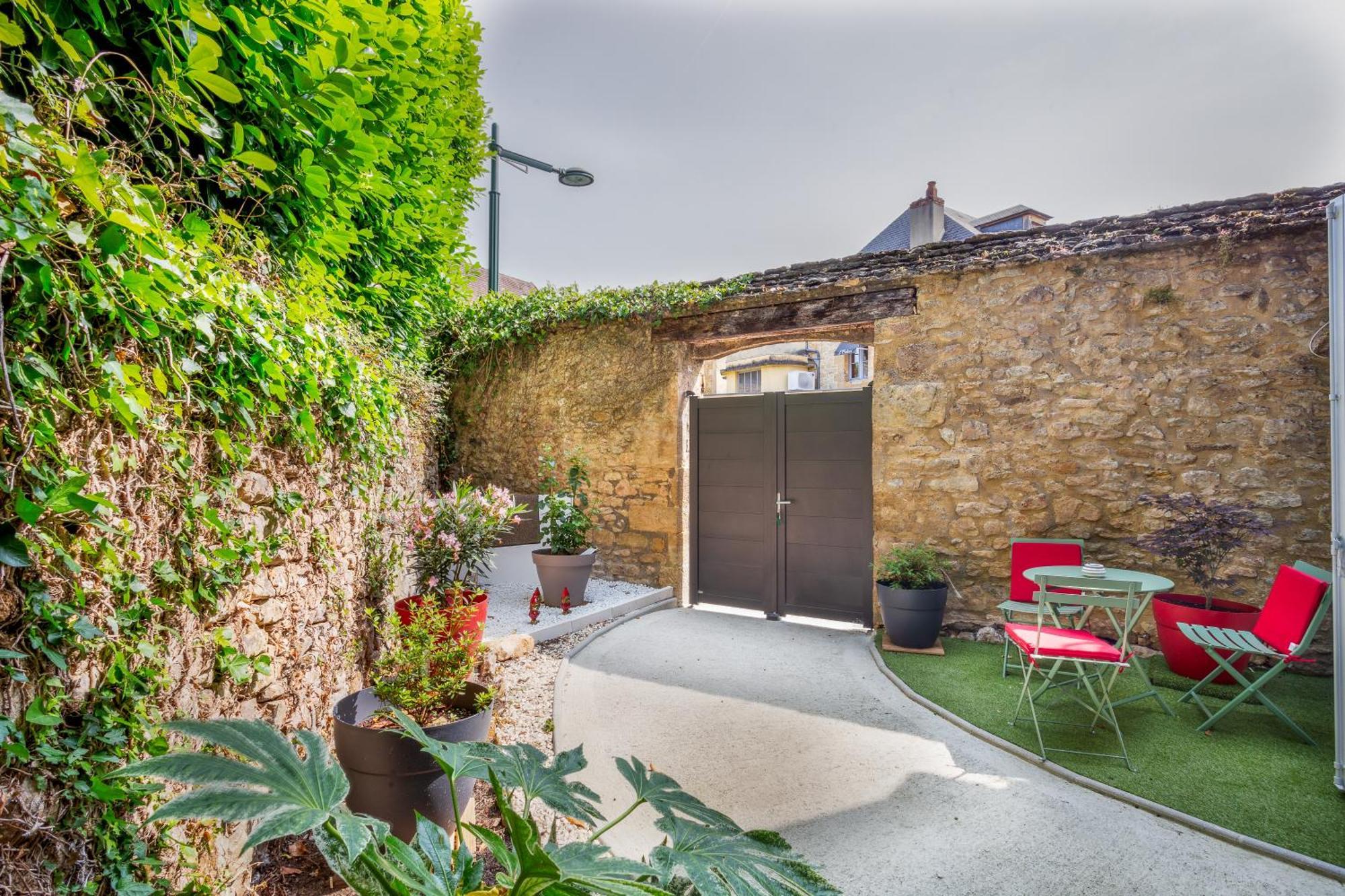 Le Pecharmant - Lescapade Medievale Sarlat Exteriér fotografie